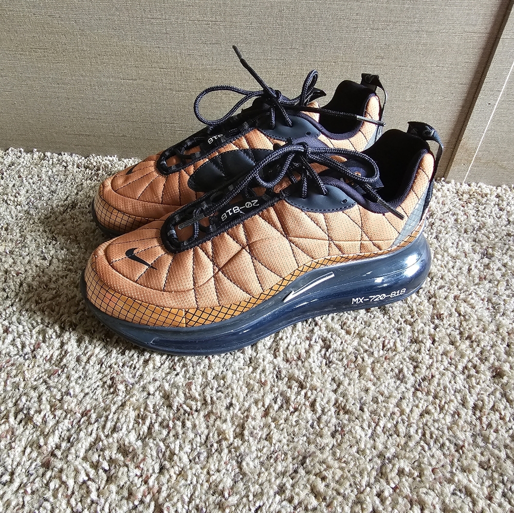 Nike 720 6.5y/8w